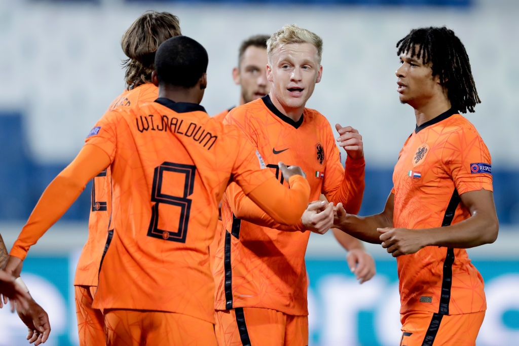 Van De Beek ghi bàn đầu tiên cho ĐTQG, Hà Lan chia điểm với Italia